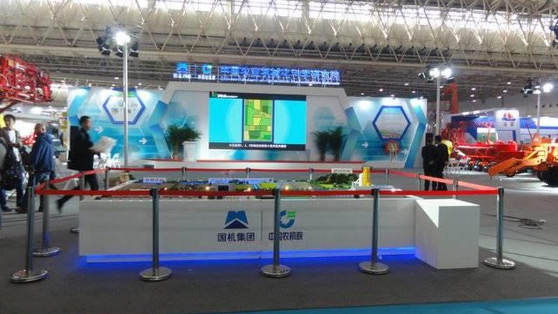 行业背景：平面设计在品牌形象塑造中的重要性